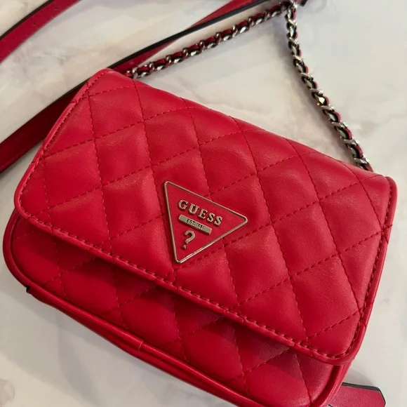 Guess quilted purse deals